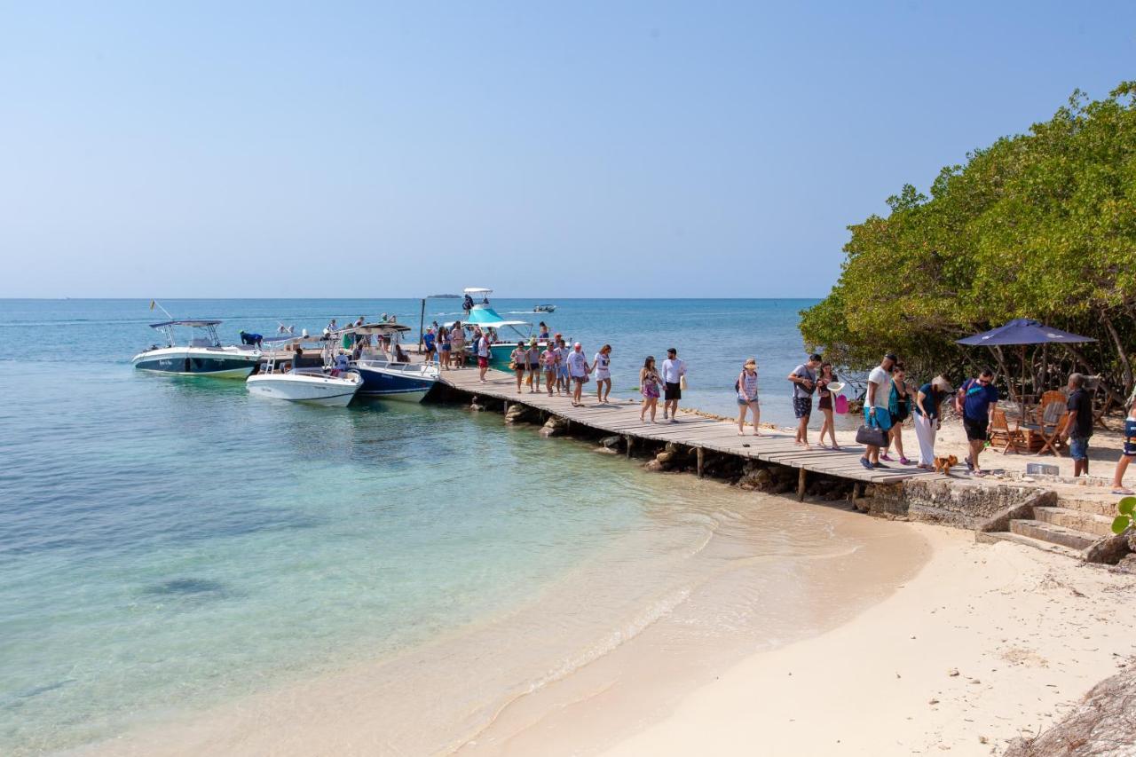 Gente De Mar Resort Isla Grande  Exterior photo