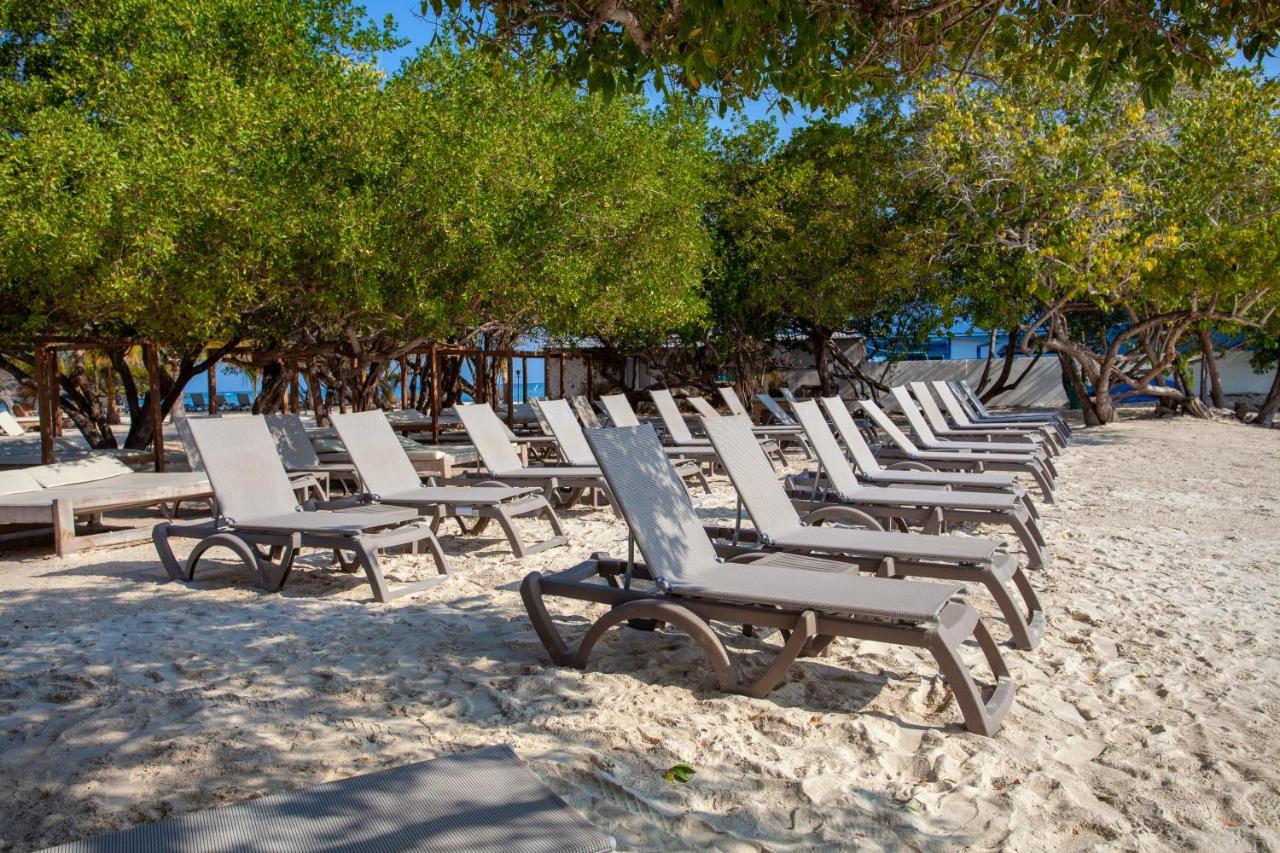 Gente De Mar Resort Isla Grande  Exterior photo