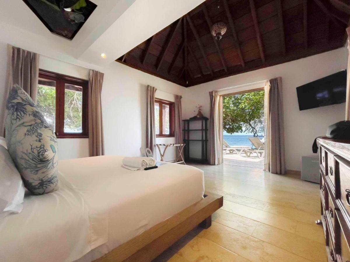 Gente De Mar Resort Isla Grande  Exterior photo