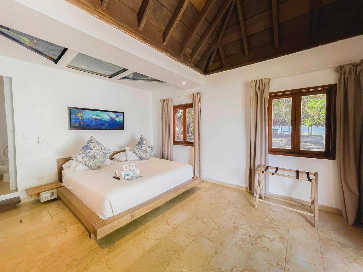 Gente De Mar Resort Isla Grande  Exterior photo