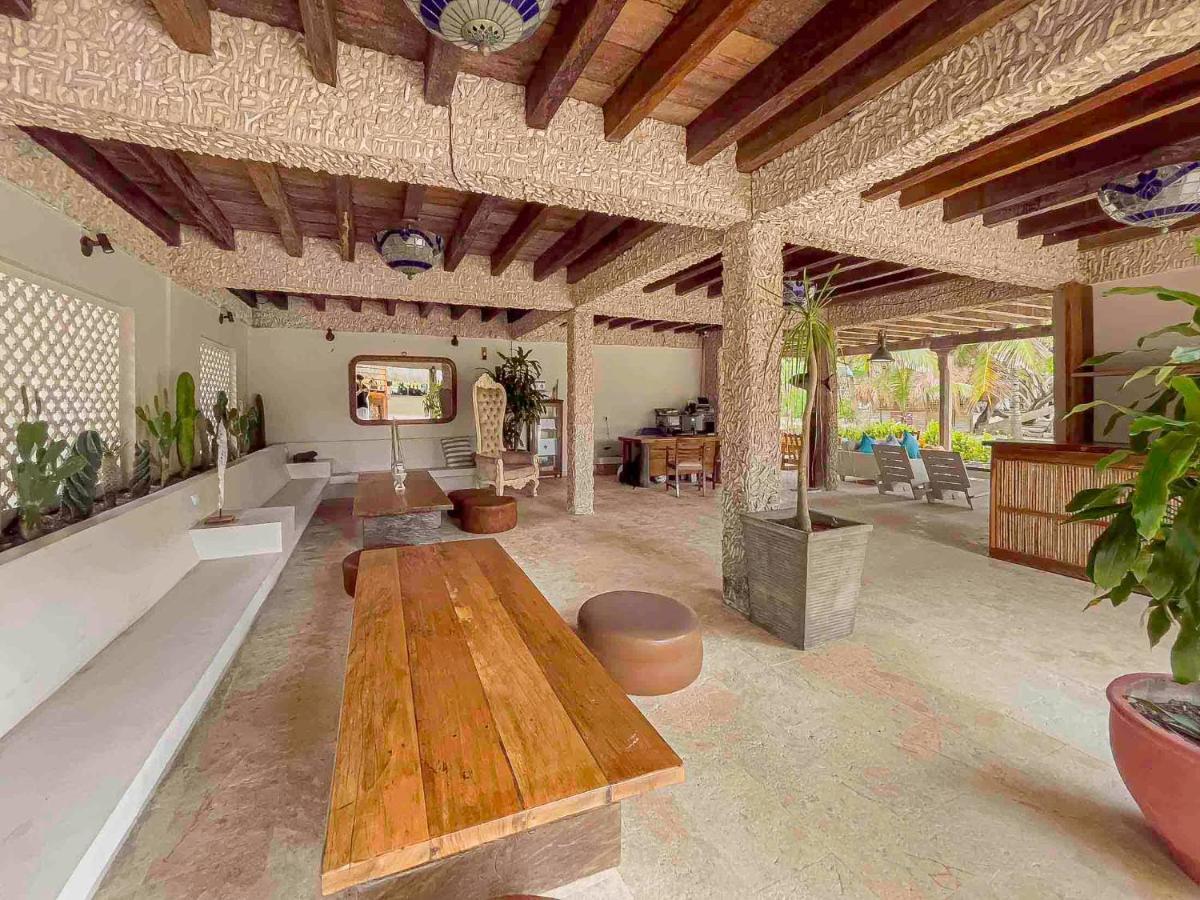 Gente De Mar Resort Isla Grande  Exterior photo