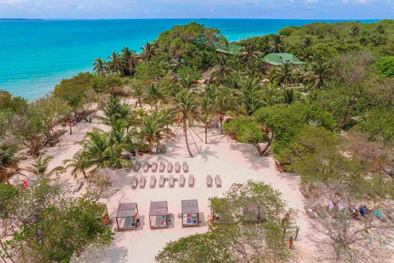 Gente De Mar Resort Isla Grande  Exterior photo