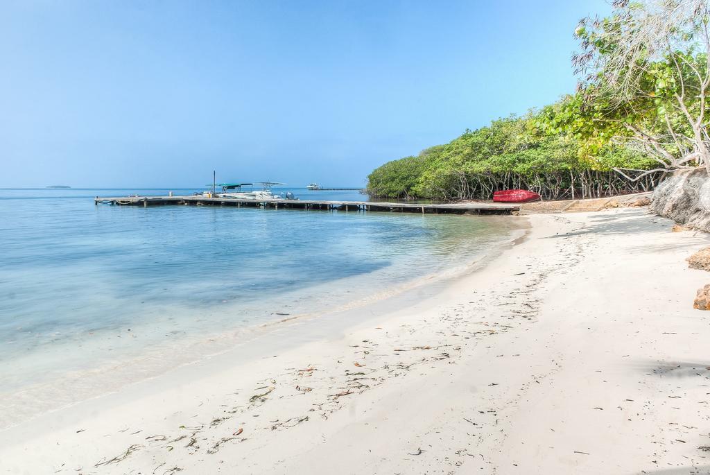 Gente De Mar Resort Isla Grande  Exterior photo
